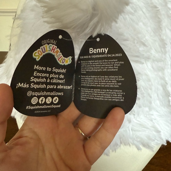 RARE NWT 16” Snowman Benny Bigfoot Squishmallow - Picture 4 of 5